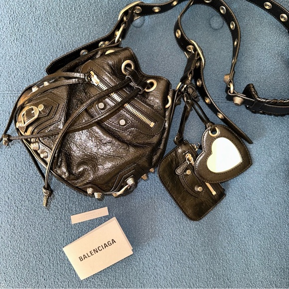 Balenciaga le cajole xs bucket bag - Picture 4 of 12
